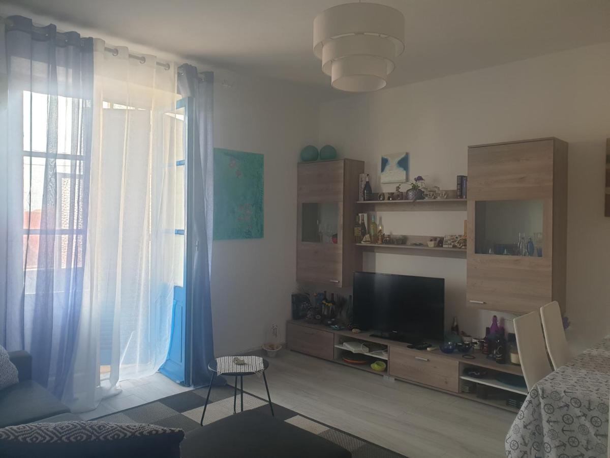 Appartamento In Centro Vista Mare SantʼAntìoco Exterior foto